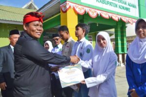 Ketua DPRD Konawe, I Made Asmaya Mengucapakan “Selamat Hari Amal Bhakti Ke-79 Kemenag”