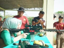 Bupati Musi Rawas Ikuti Lomba Menembak: Wujud Sinergi Pemerintah dan Polri di Hari Bhayangkara ke-79