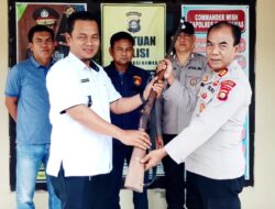 Kades G1 Mataram Serahkan Senpira, Wujud Kepatuhan Masyarakat dalam Ops Senpi Musi 2025