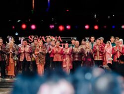 Lewat Desain Busana Sendiri, Bupati Musi Rawas Tegaskan Komitmen Budaya di Swarna Songket Nusantara 2025