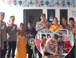 Sentuhan Kemanusiaan, Kembalikan Senyum Warga Desa Remayu  Kapolres Musi Rawas Serahkan Kunci Bedah Rumah Hasil Donasi Personel