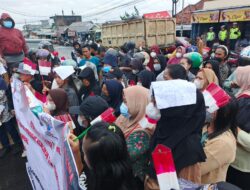 Didominasi Kaum Ibu, Aksi Aliansi Silampari Desak Kejari Lubuklinggau Percepat Penanganan Perkara