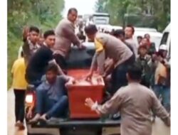 Aksi Humanis Polsek BTS Ulu, Bantu Penyeberangan Jenazah Terhambat Banjir di Jalur Musi Rawas–Pali.