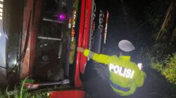 Detik-Detik Laporan 110 Selamatkan Penumpang, Bus PO Anugerah Masuk Jurang di Lahat Tengah Malam