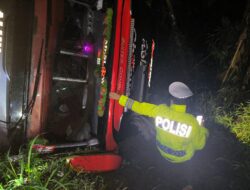 Detik-Detik Laporan 110 Selamatkan Penumpang, Bus PO Anugerah Masuk Jurang di Lahat Tengah Malam