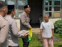 Polri Hadir untuk Masyarakat, Sat Binmas Polres Musi Rawas Gelar Bakti Sosial di Purwodadi