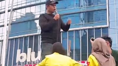 Aksi Mahasiswa di Bundaran HI Soroti Pemerintahan Prabowo, Orator: Presiden Gagal