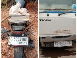 Lakalantas di Jalan Lintas Musi Rawas! Mobil Traga dan Motor Bertabrakan Dekat Menara 33, Korban Dilarikan ke Puskesmas